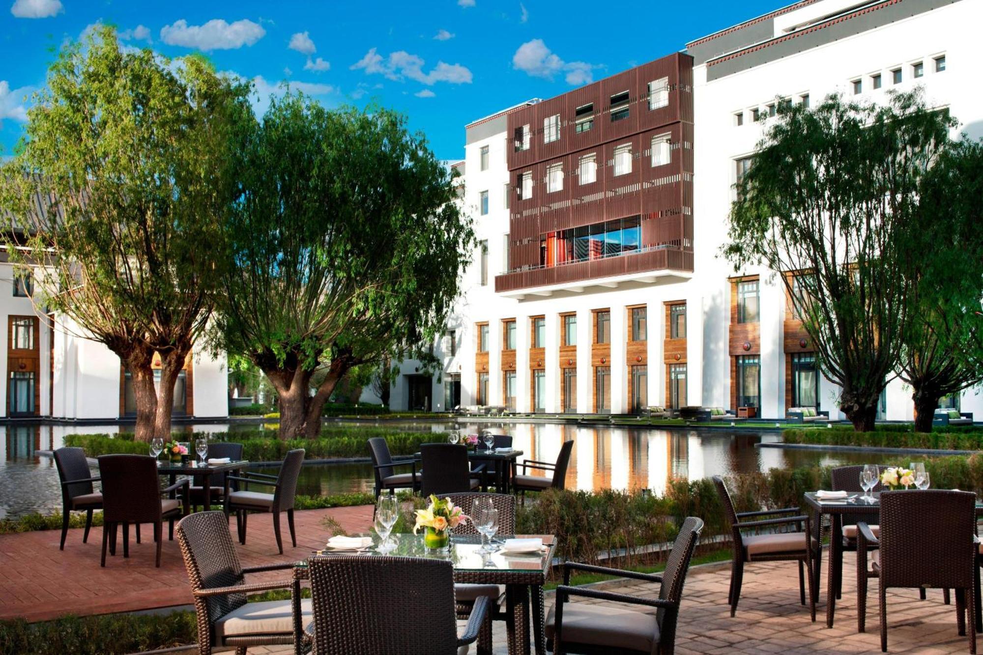 The St. Regis Lhasa Resort Exterior photo